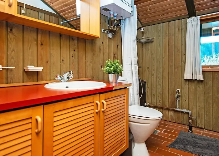 6 Person In Knebel-by Traum *